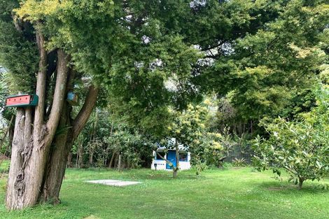 Photo of property in 3205 South Head Road, South Head, Helensville, 0874