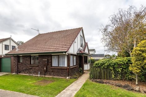 Photo of property in 14a Bungalore Place, Half Moon Bay, Auckland, 2012