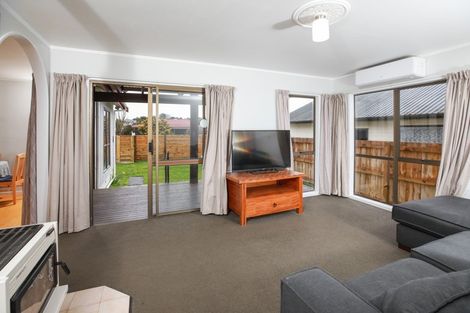 Photo of property in 24 Jasmine Avenue, Dinsdale, Hamilton, 3204