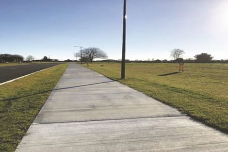 Photo of property in 23 Seachange Drive, Leamington, Cambridge, 3432