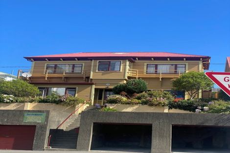 Photo of property in Hawkestone House, 21 Hawkestone Street, Thorndon, Wellington, 6011