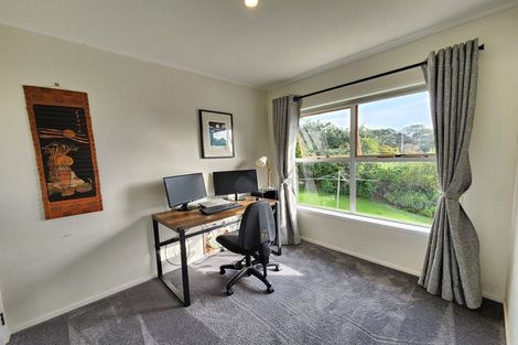 Photo of property in 2/166 Verbena Road, Birkdale, Auckland, 0626