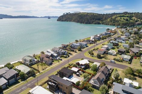 Photo of property in 142 Captain Cook Road, Cooks Beach, Whitianga, 3591