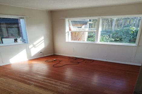 Photo of property in 1/133 Ennis Avenue, Pakuranga Heights, Auckland, 2010