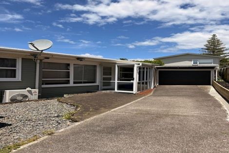 Photo of property in 7b Steele Street, Meadowbank, Auckland, 1072