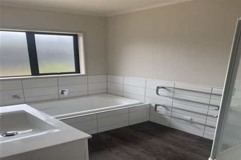 Photo of property in 90 Stirling Drive, Morrinsville, 3300