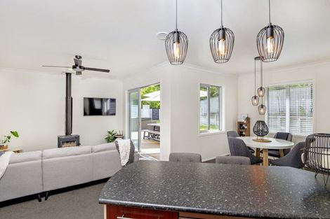 Photo of property in 1 The Fairway, Whakatane, 3120