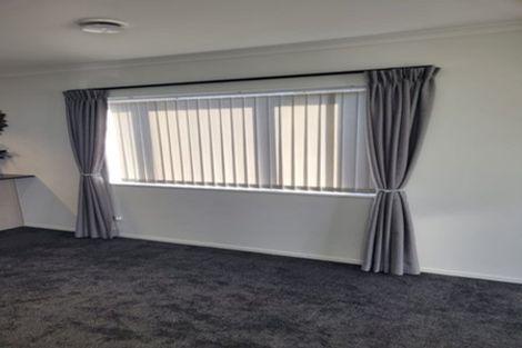 Photo of property in 18 Kutukutu Street, Takanini, 2112