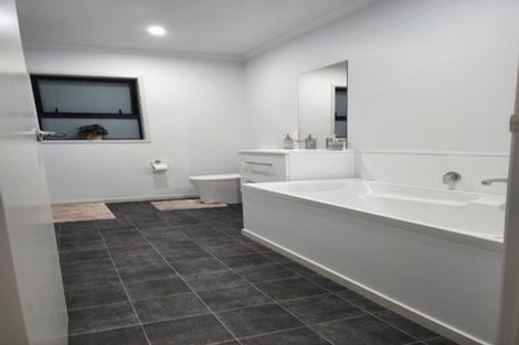 Photo of property in 39 Haroto Street, Manukau, Auckland, 2104