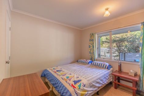 Photo of property in 70 Pourerere Road, Pourerere, Omakere, 4271