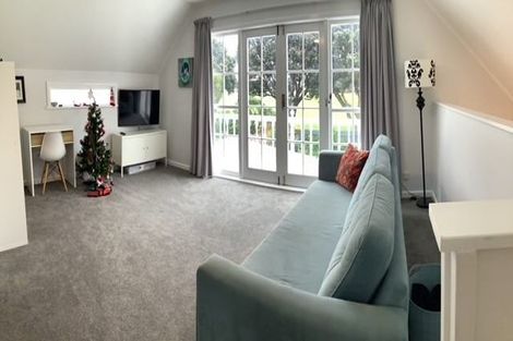 Photo of property in 49 Kensington Avenue, Petone, Lower Hutt, 5012