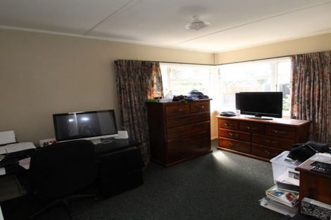 Photo of property in 6 Studholme Street, Waimate, 7924