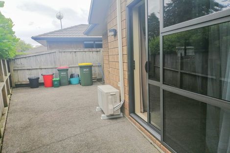 Photo of property in 1/102 Old Farm Road, Hamilton East, Hamilton, 3216