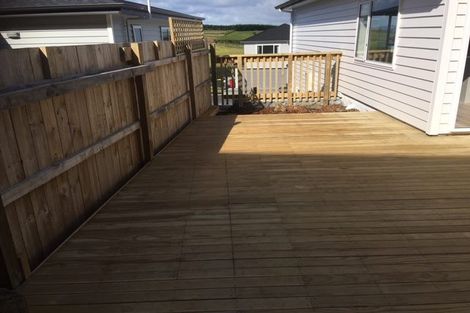 Photo of property in 65 Voyager Drive, Gulf Harbour, Whangaparaoa, 0930