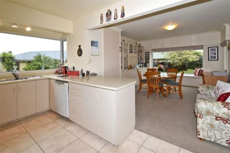 Photo of property in 17 Bencard Place, Hoon Hay, Christchurch, 8025