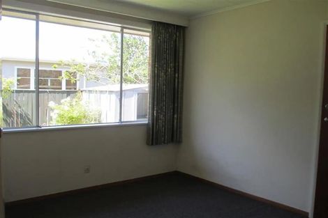 Photo of property in 30 Chilton Grove, Hokowhitu, Palmerston North, 4410