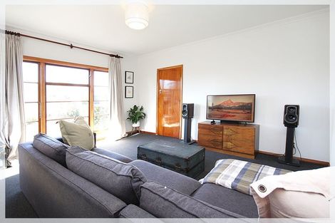 Photo of property in 3 George Street, Levin, 5510