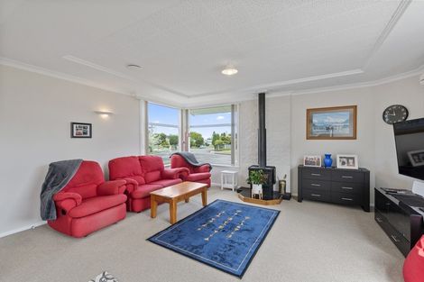 Photo of property in 2 Glen Street, Levin, 5510