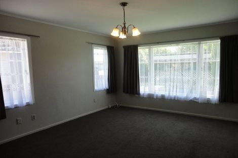 Photo of property in 620a Te Atatu Road, Te Atatu Peninsula, Auckland, 0610