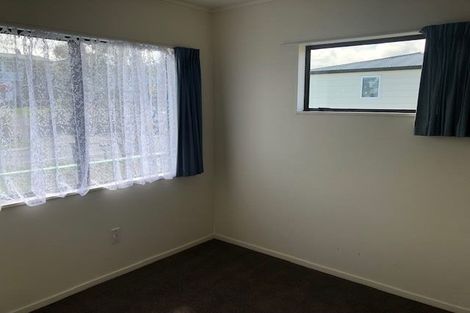 Photo of property in 15 Ngatira Place, Snells Beach, 0920