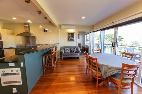 Photo of property in 131 Seatoun Heights Road, Miramar, Wellington, 6022