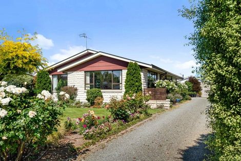 Photo of property in 26 Coates Place, Rangiora, 7400
