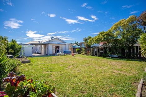 Photo of property in 2/95 Muritai Street, Tahunanui, Nelson, 7011