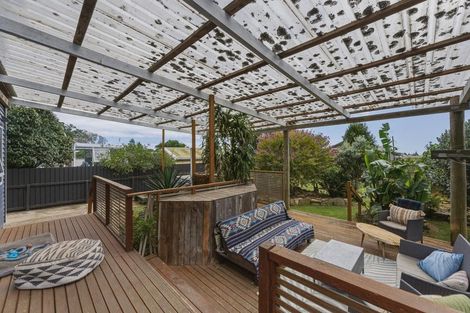 Photo of property in 16 Maranui Street, Welbourn, New Plymouth, 4310