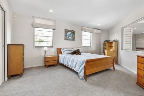 Photo of property in 2/164 Aberdeen Road, Campbells Bay, Auckland, 0620