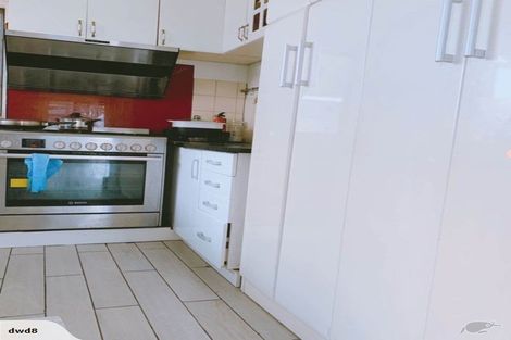 Photo of property in 5/11 Hall Road, Glenfield, Auckland, 0629