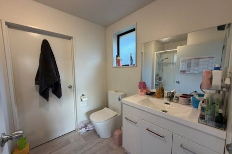 Photo of property in 2/25 Owens Terrace, Upper Riccarton, Christchurch, 8041