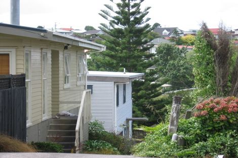 Photo of property in 9 Bannister Place, New Windsor, Auckland, 0600