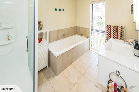 Photo of property in 6-10 Saint Johns Close, Feilding, 4702