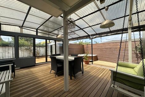 Photo of property in 47a Taikata Road, Te Atatu Peninsula, Auckland, 0610