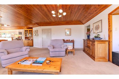 Photo of property in 27-27a Mission Road, Kerikeri, 0230