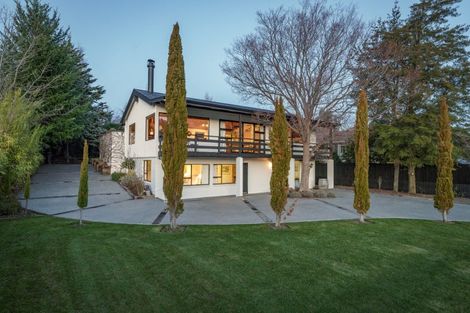 Photo of property in 201 Beacon Point Road, Wanaka, 9305