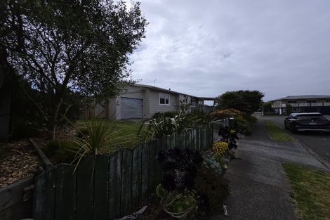 Photo of property in 5 Simcox Street, Otaki Beach, Otaki, 5512