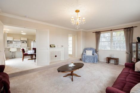 Photo of property in 65 Poaka Avenue, Dinsdale, Hamilton, 3204