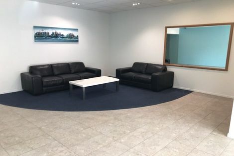 Photo of property in Terrace Tower Apartments, 7b/126 The Terrace, Wellington Central, Wellington, 6011