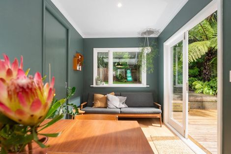 Photo of property in 166 Owen Street, Newtown, Wellington, 6021