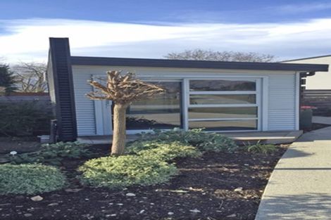 Photo of property in 3 Templeton Street, Albert Town, Wanaka, 9305