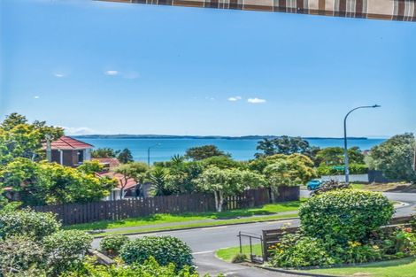 Photo of property in 4 Evelyn Road, Cockle Bay, Auckland, 2014