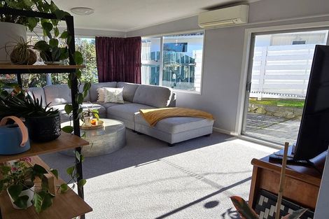 Photo of property in 12 The Quarterdeck, Whitby, Porirua, 5024