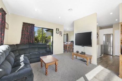 Photo of property in 13 Greenan Place, Doyleston, 7683