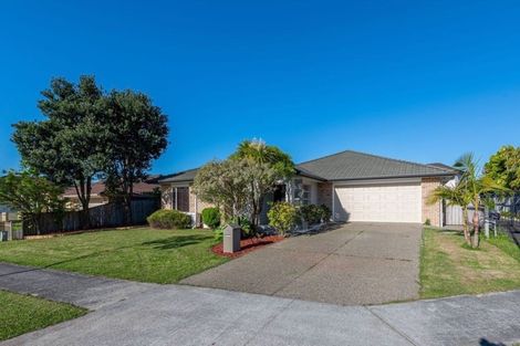 Photo of property in 4 Stornaway Drive, Flat Bush, Auckland, 2016