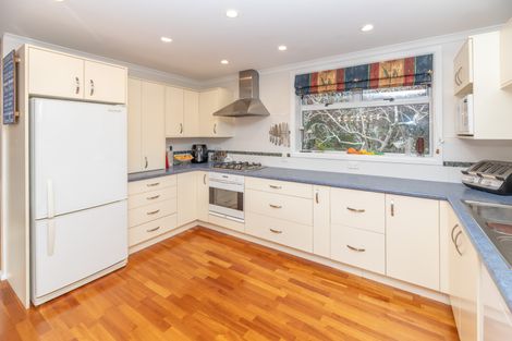 Photo of property in 393 Sawyers Arms Road, Harewood, Christchurch, 8051