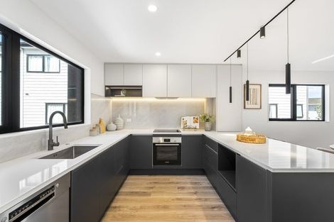 Photo of property in 111 Sycamore Drive, Sunnynook, Auckland, 0620