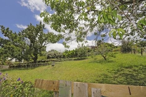 Photo of property in 21 Omokoroa Road, Omokoroa, 3114
