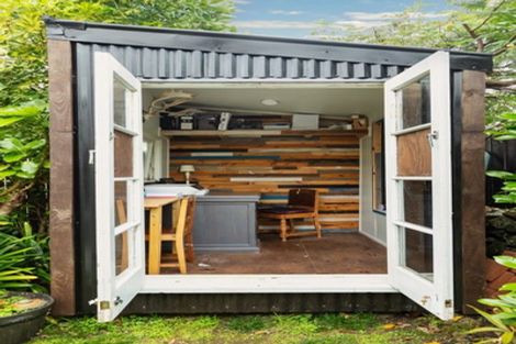 Photo of property in 1/28 Kea Place, Mangere Bridge, Auckland, 2022