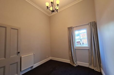 Photo of property in 15 Portland Crescent, Thorndon, Wellington, 6011